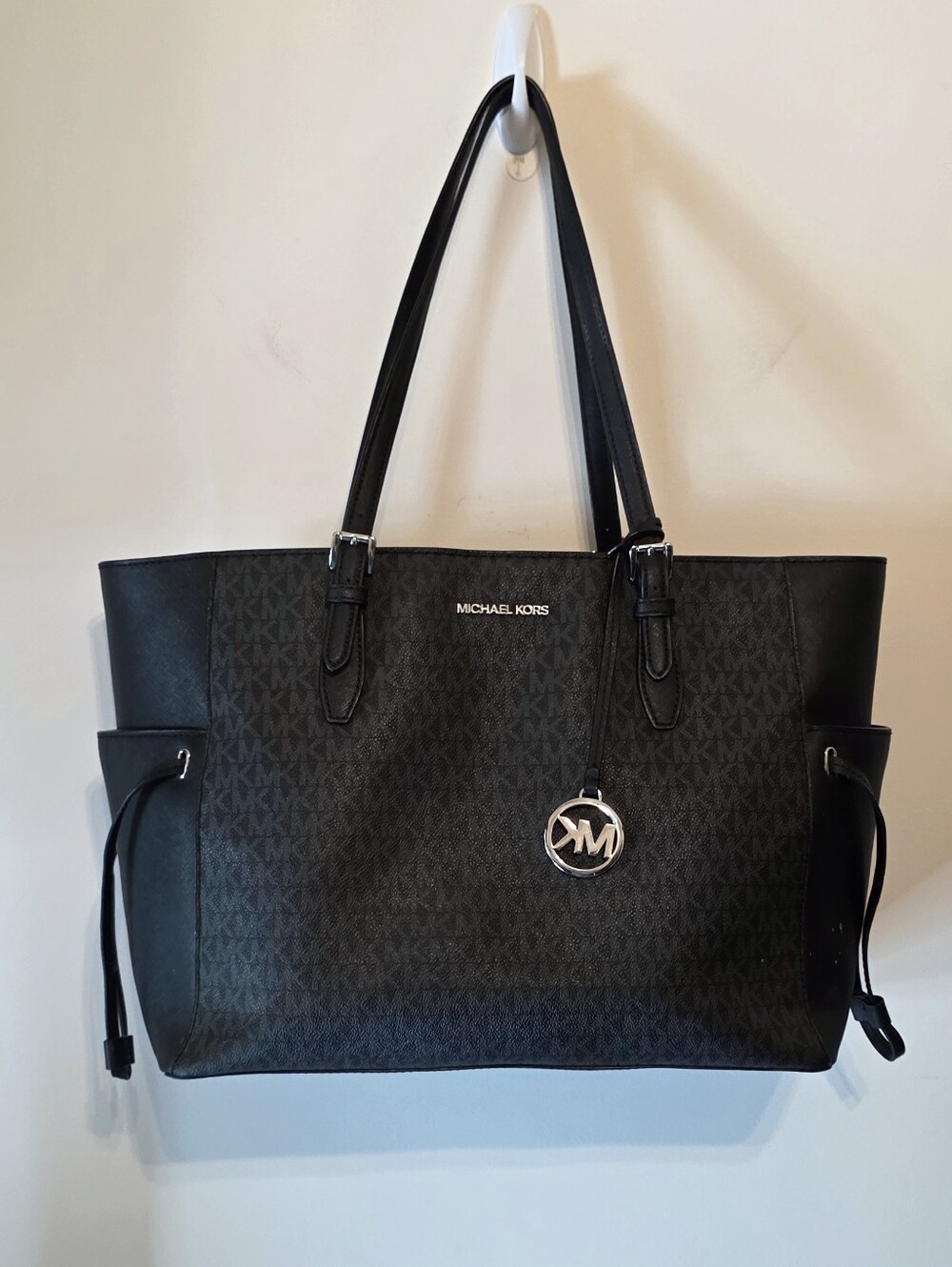 Michael Kors Gilly Large Zip Drawstring Travel Tote Bag Signature 35S1S2GT7B